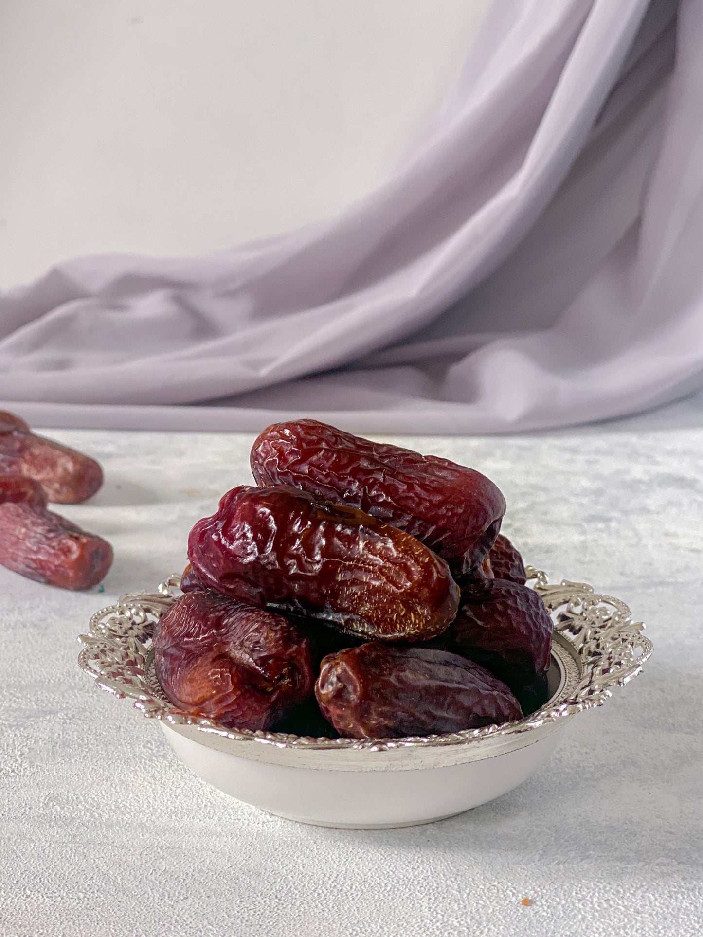 Premium Amber Dates